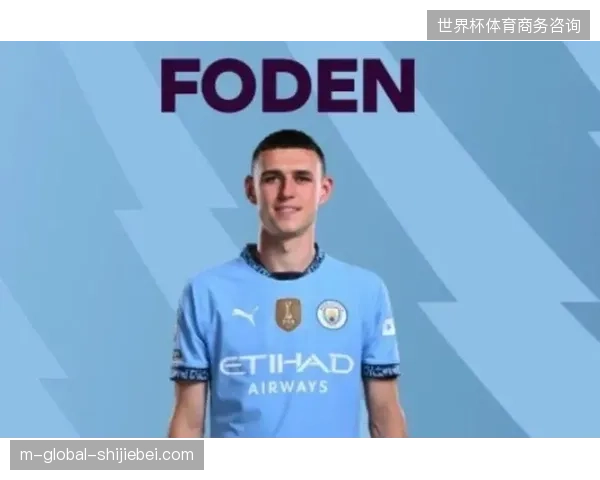 福登凭借赛季中的高光表现入选半程最佳阵容，其在前腰位置的灵活性成为曼城重要战术棋子